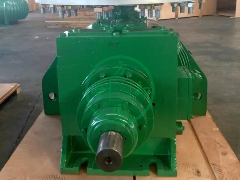 冷却塔减速机 (1).jpg